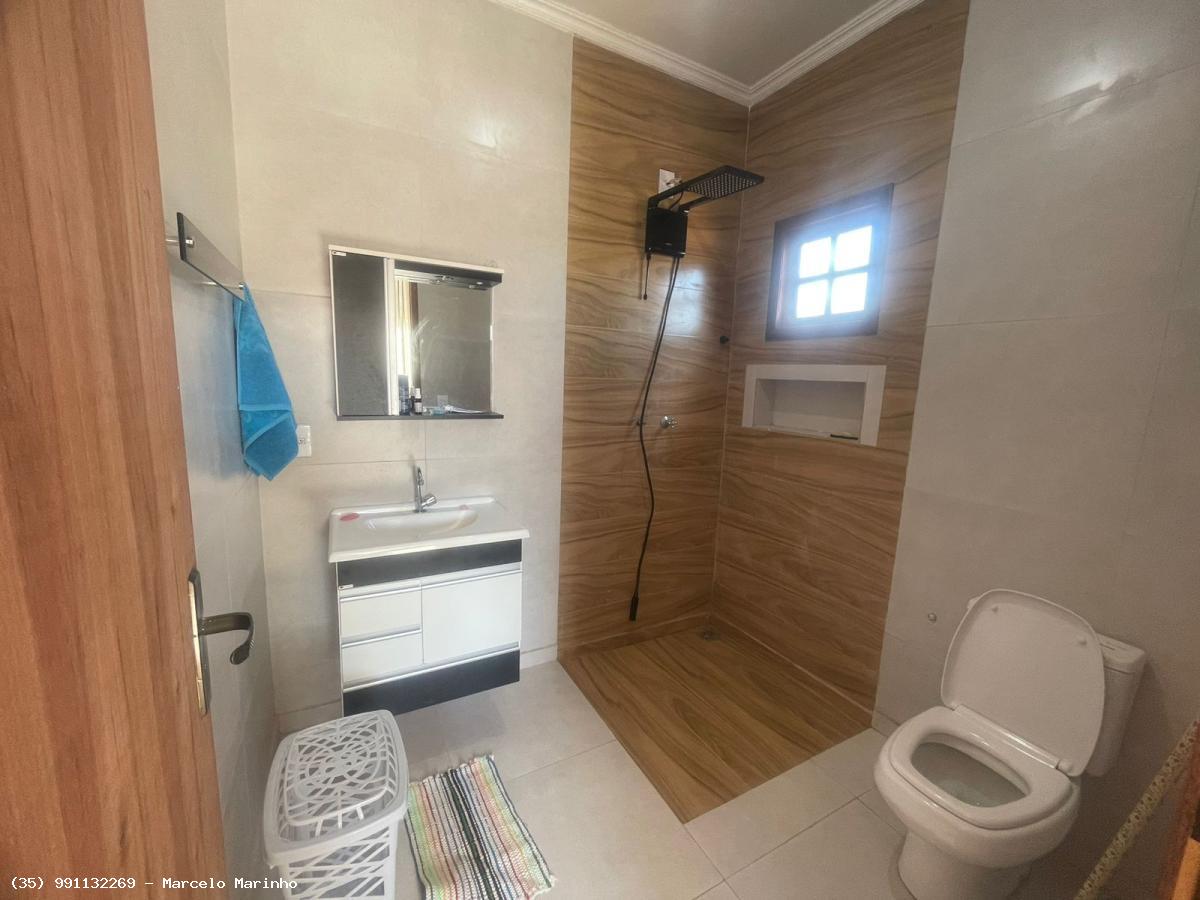 Casa à venda com 2 quartos, 360m² - Foto 3